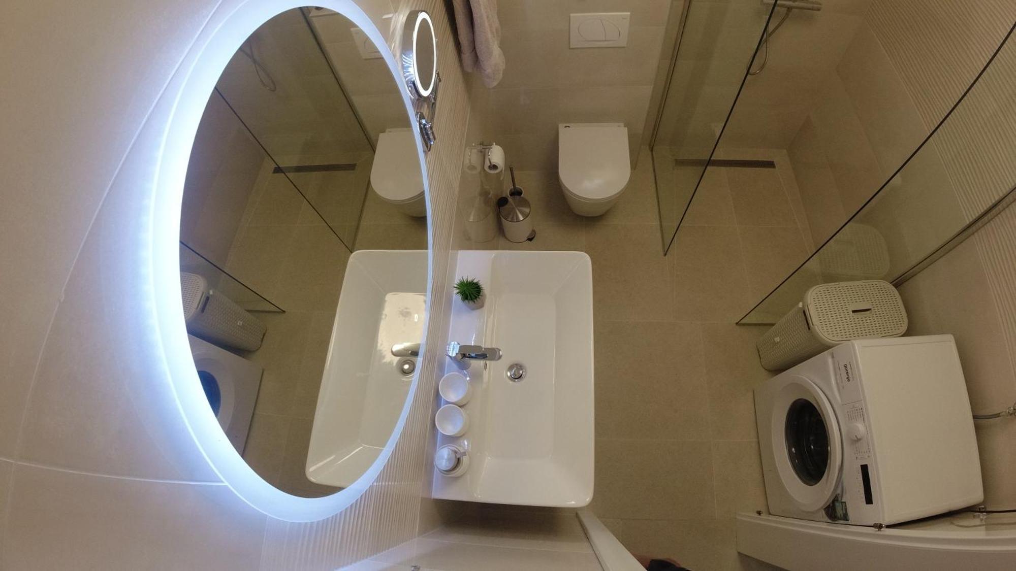 Apartment Agnes With 63 M2 Rooftop Terrace, Grill And Pool Okrug Gornji Dış mekan fotoğraf